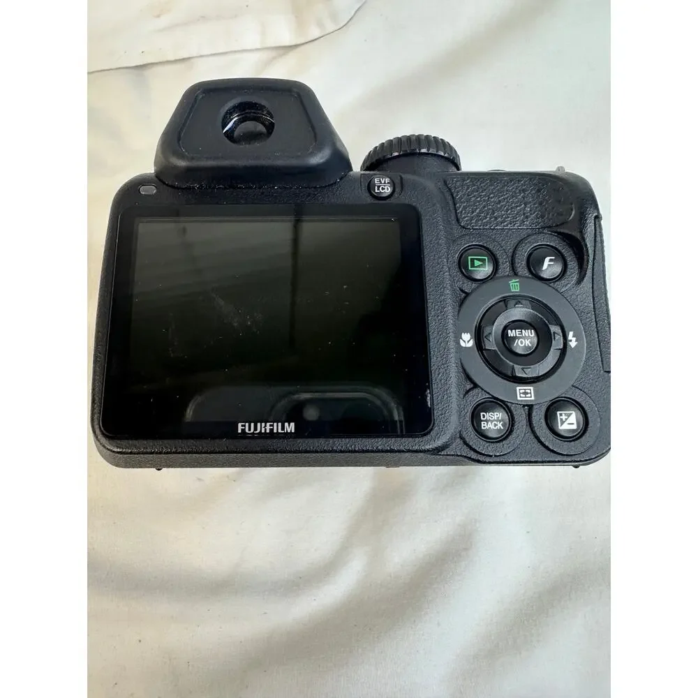 Fujifilm FinePix S2100HD 10MP Digital Camera - 15x Optical Zoom TESTED & WORKING
